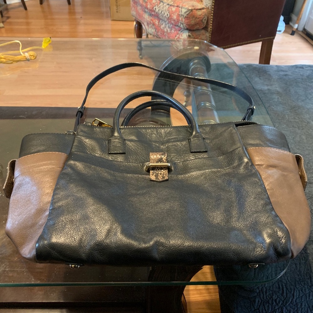 Shoulder Bag - Picture 2 of 9